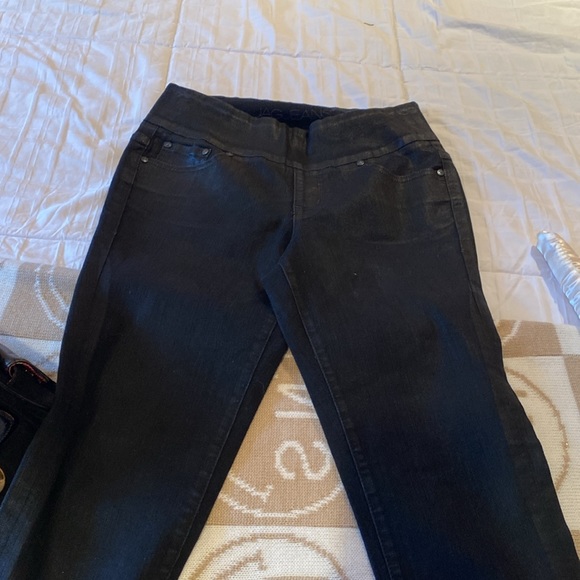 Jag jeans, black/dark denim sz 6 has stretch. NWOT, pockets Inseam 32 - Picture 3 of 16